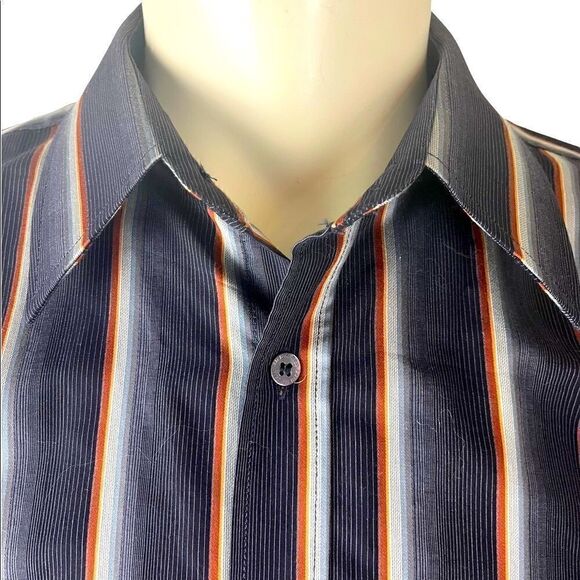 Like New Long Sleeved Ted Baker Dress Shirt Size 5 (M) - Picture 4 of 9